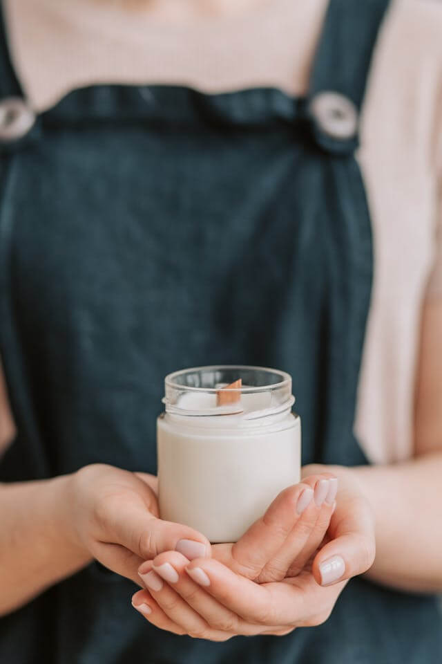 Are Soy Candles Toxic? Debunking the Myths About Safe Home Fragrance