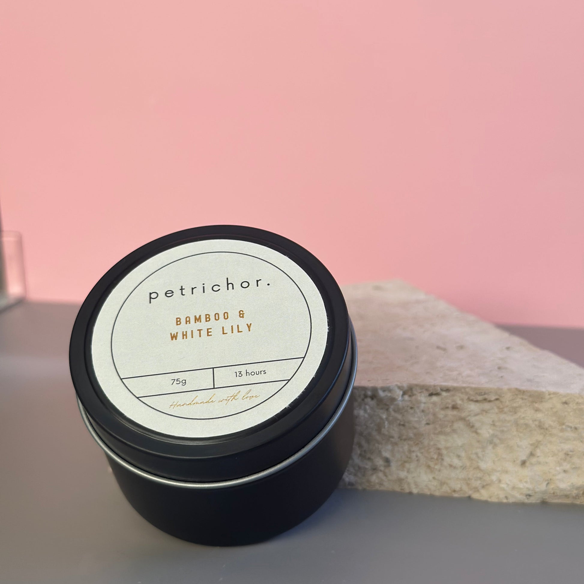 Bamboo and white lily | Handmade Candles | Petrichor